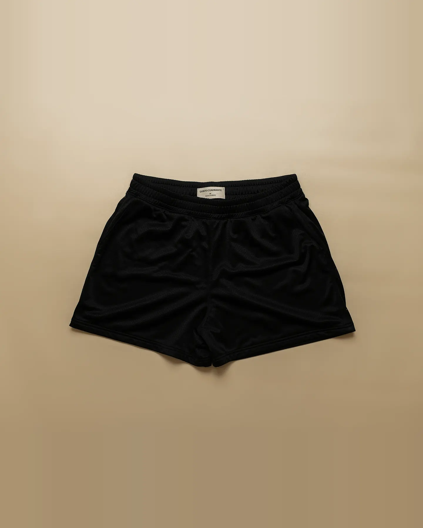 Shorts Cortos Negros